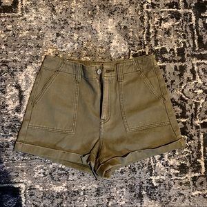 Olive green Mom shorts 🍀